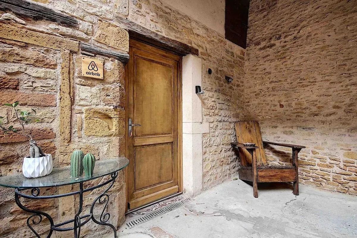 La Casa Doree Charnay